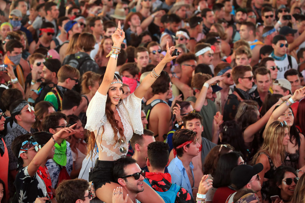 (GETTY) Coachella Weekend 2, Day 1 - Crowd Shot