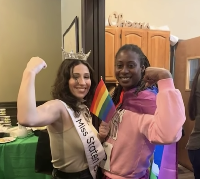 Miss Staten Island Banned From Stpatricks Day Parade After Coming Out As Bisexual • Hollywood