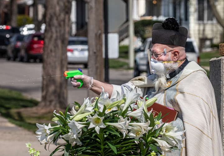 Michigan Priest Shoots Churchgoers With Holy Water Squirt Gun