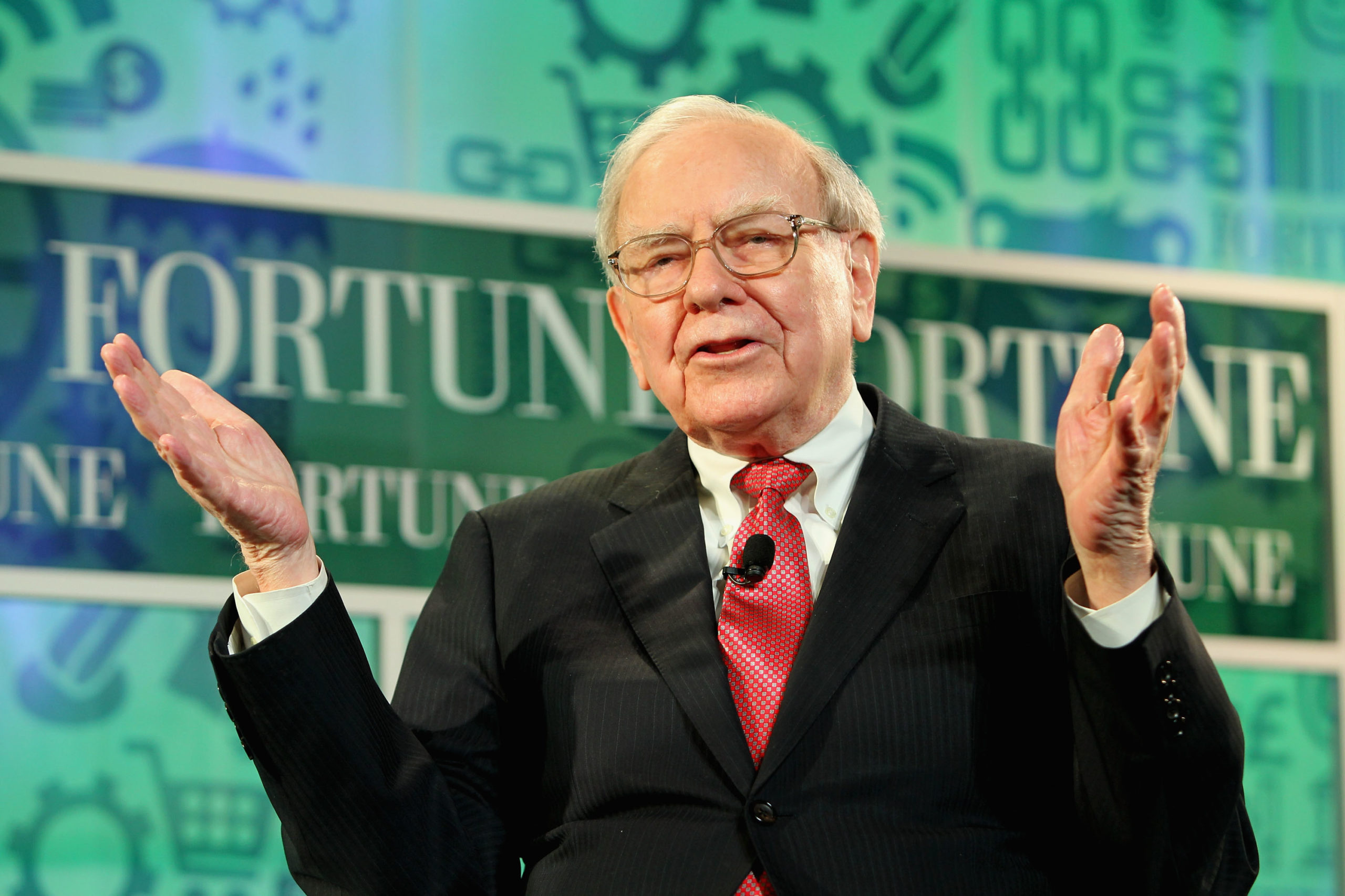 Warren Buffett Dumps US Airline Stocks Amid Coronavirus