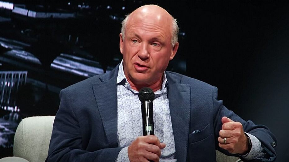 Chick-fil-A CEO Dan Cathy Suggests White People Repent & Shine The Shoes Of Black People
