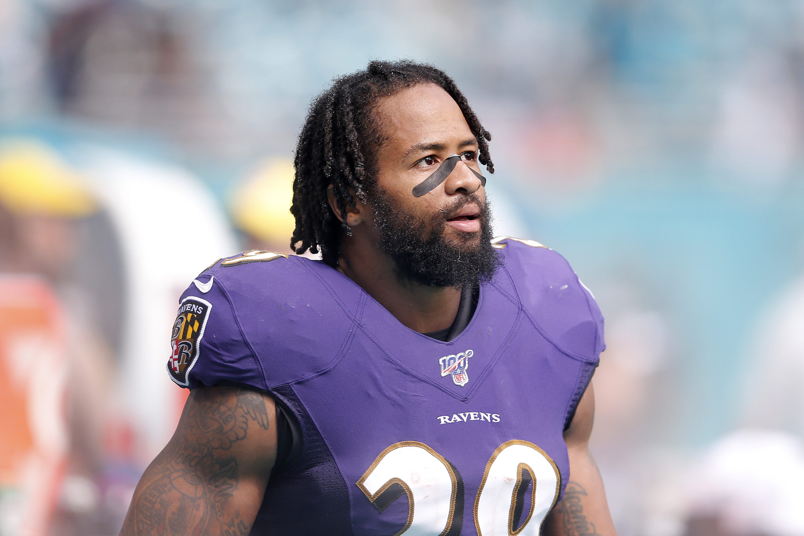 Baltimore Ravens Release Earl Thomas After Punching Teammate