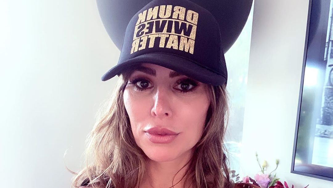 RHOC Star Kelly Dodd Under Fire After Wearing Drunk Wives Matter Hat & Offering Weak Apology