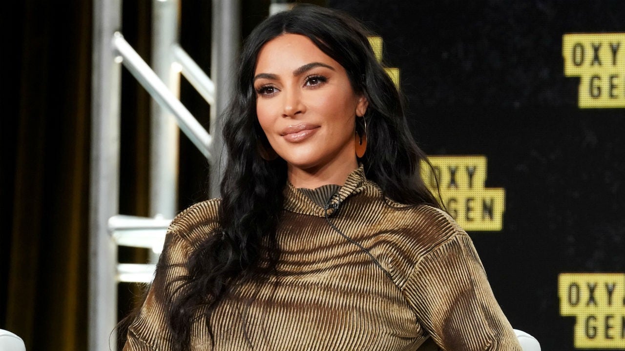 Kim Kardashian Wants To Spread The Love & Donates $500 To 1,000 People