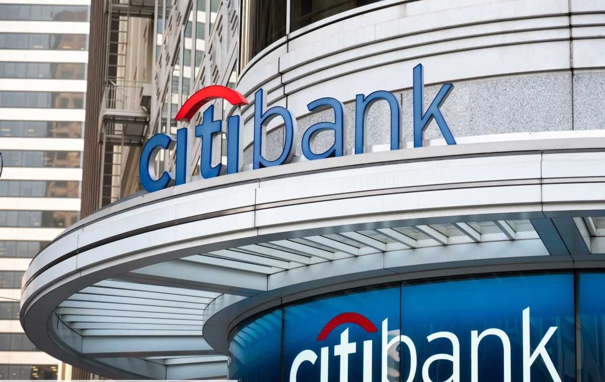 Citi Banker Accidentally Wires $900M To Revlon Lenders & Judge Lets Them Keep It