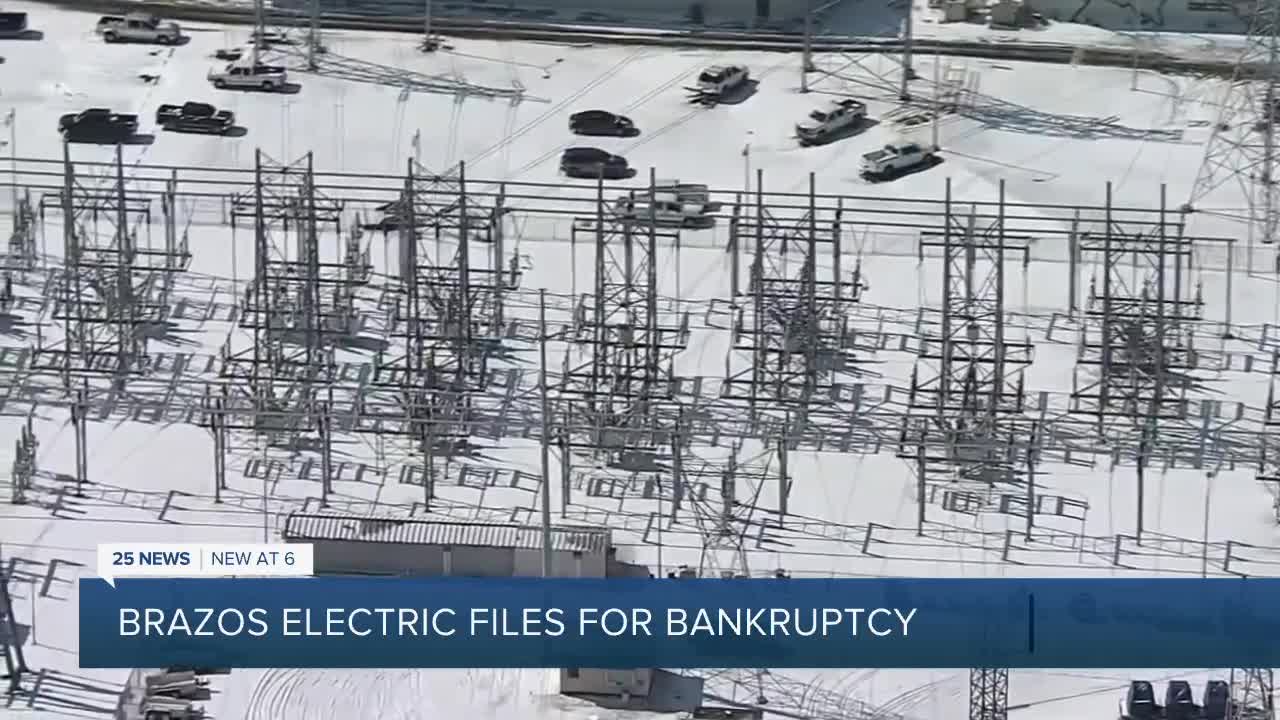 Texas Power Company Seeks Bankruptcy After Racking Up A $2.1B Bill During Winter Storm