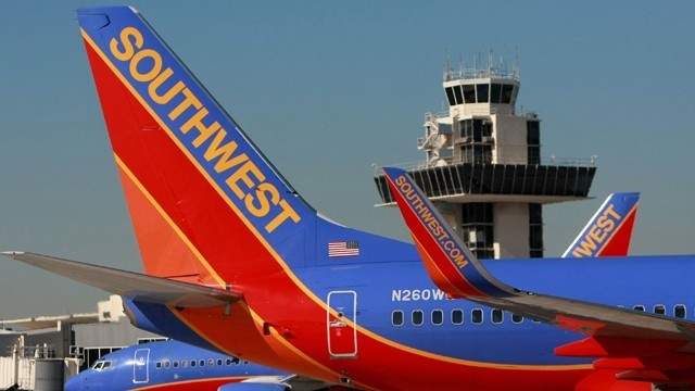 Southwest Airlines Pilot Sentenced For Watching Porn & Exposing Genitals On Flight