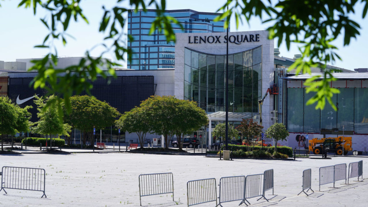 New adult supervision rule for minors begins at Lenox Square Mall