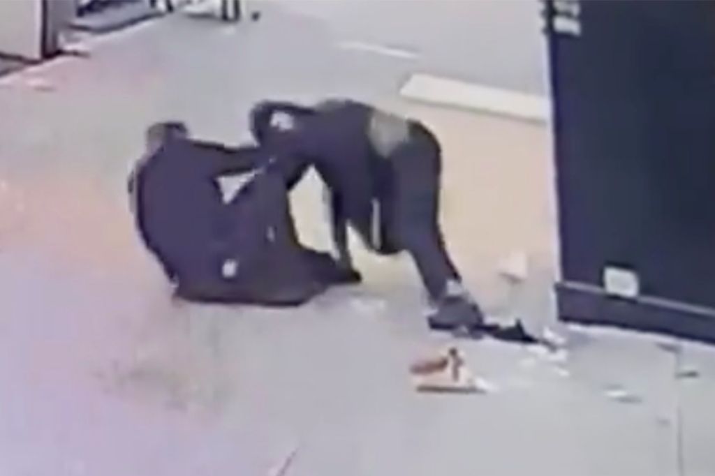 Homeless Man Attacks Good Samaritan Who Gave Him A Coat On NYC Sidewalk ...