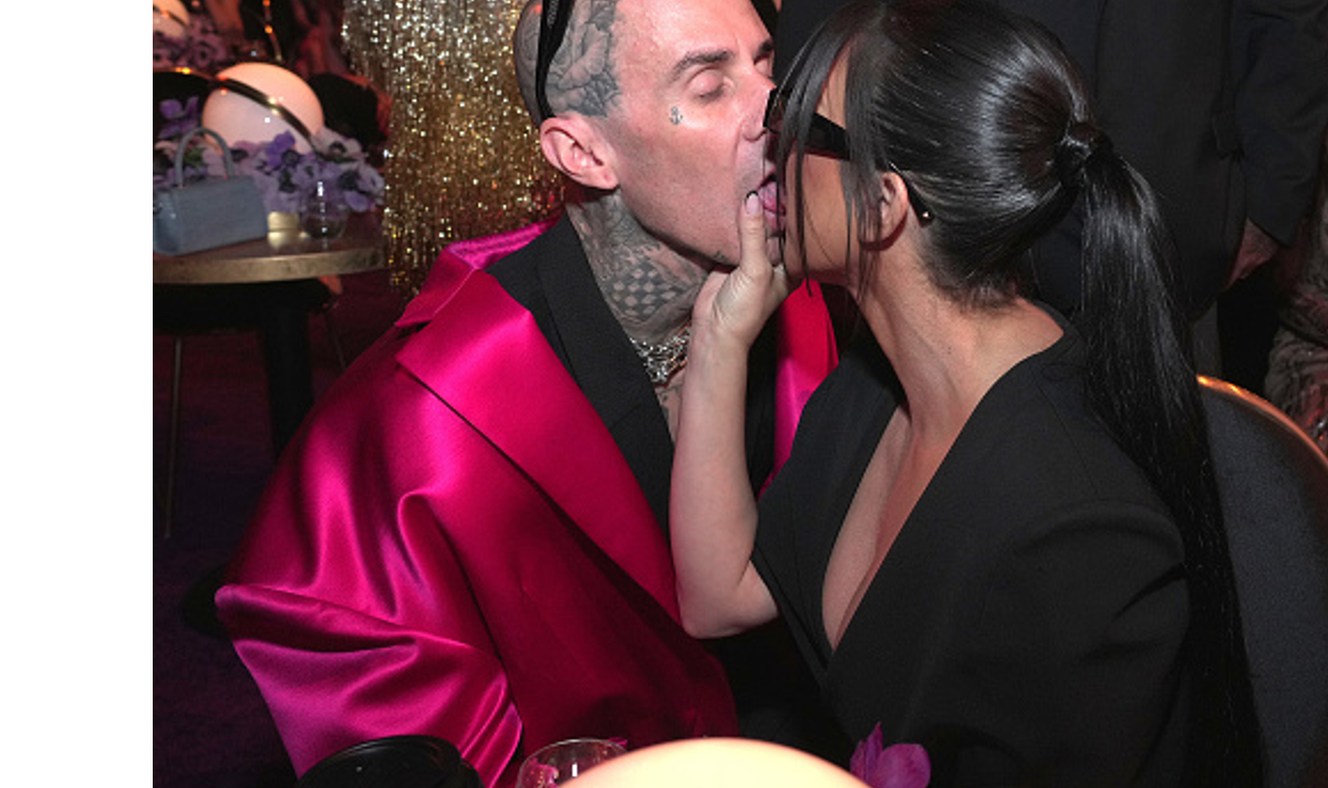 hanna moakler supports travis barker and kourtney