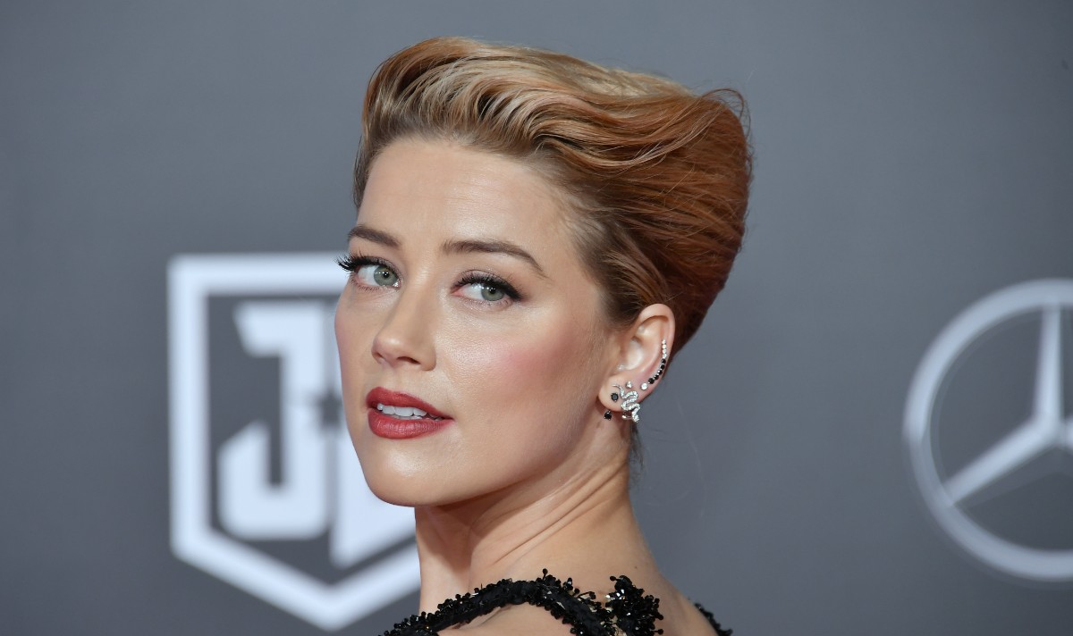 amber heard tell all book deal