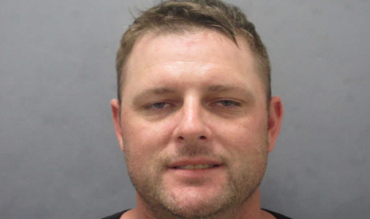 florida man impersonates state trooper