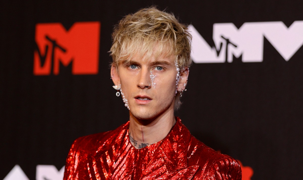 Machine Gun Kelly Says He Smashed a Champagne Glass on His Forehead