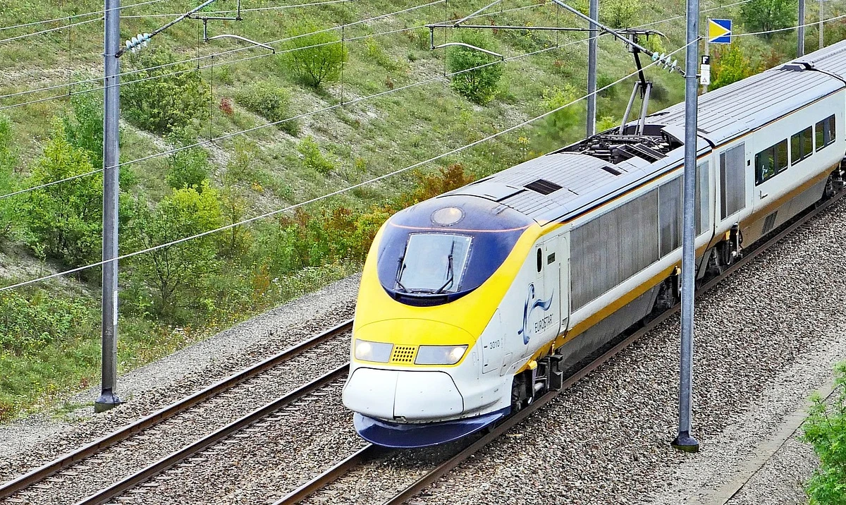 UK railway company asks passengers to stop watching adult films