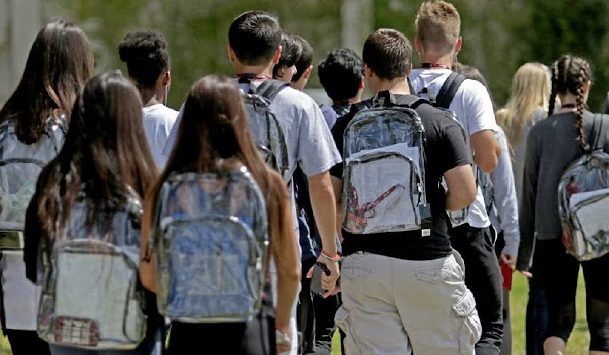 South Florida Schools Mandating Students To Only Use Clear Backpacks As New Safety Measure