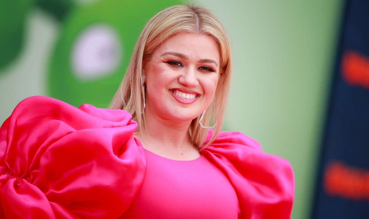 Kelly Clarkson will reportedly pay Brandon Blackstock $1.3m and child  support in divorce settlement