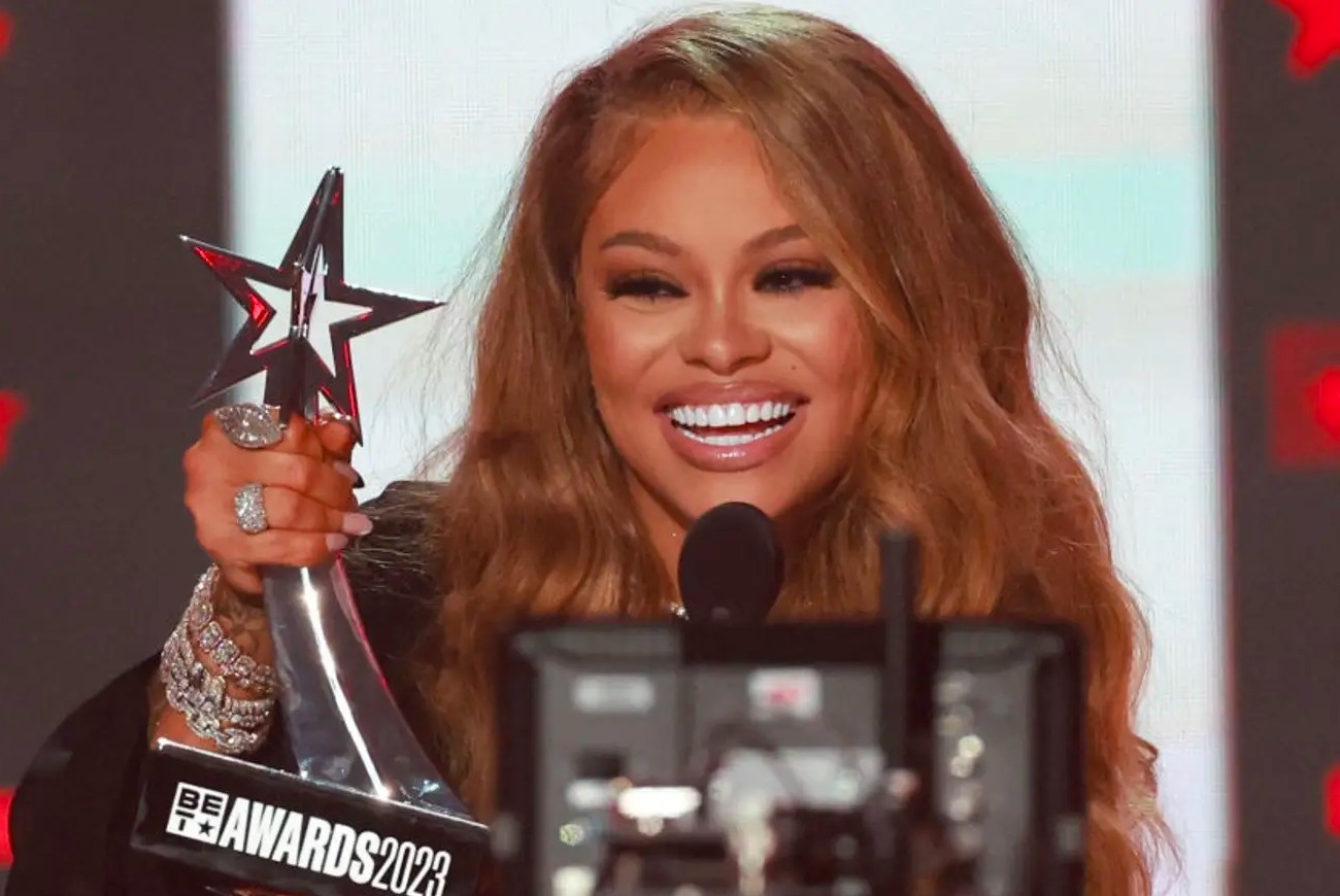 Latto Wins Best Female Hip Hop Artist At The 'BET Awards' • Hollywood