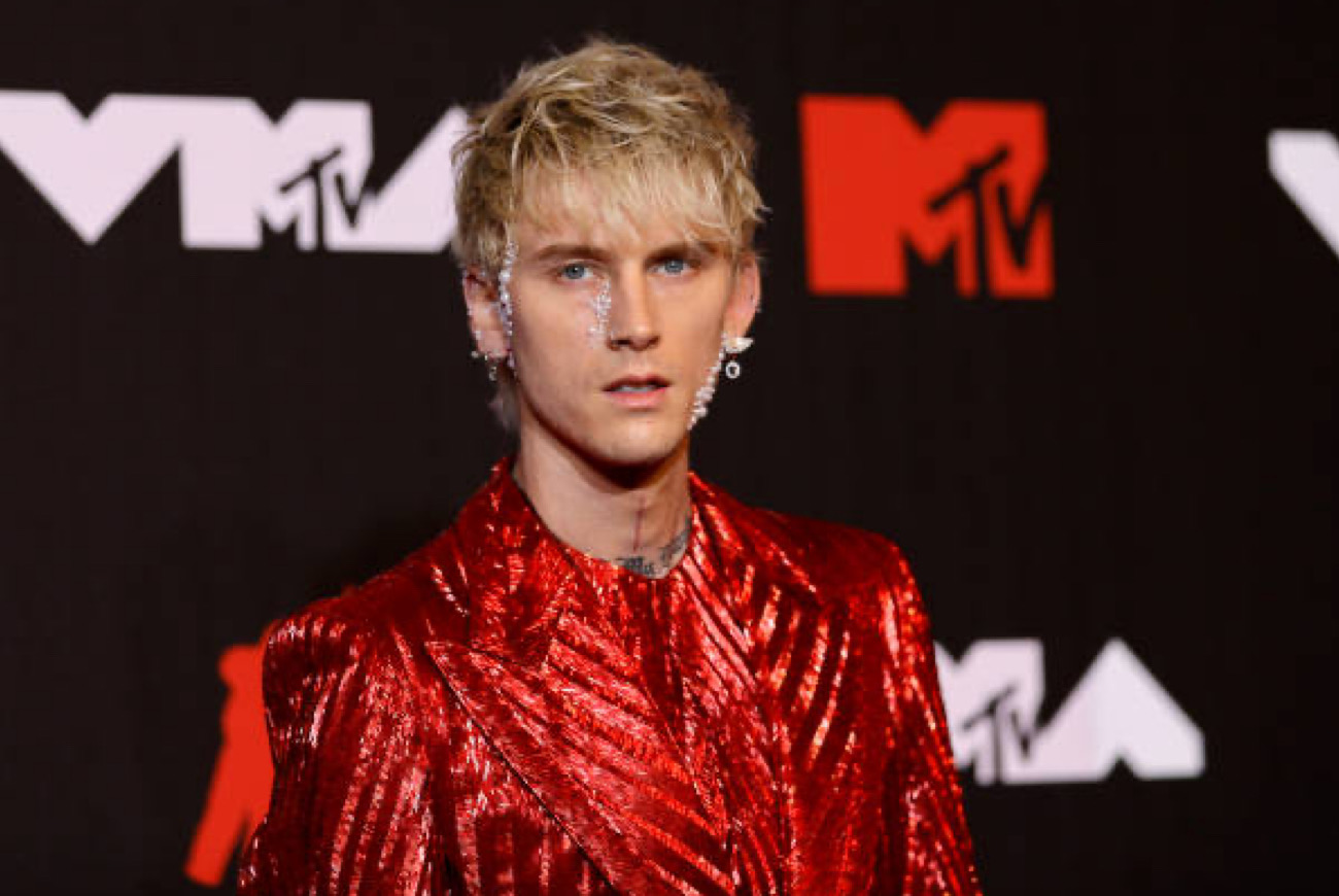 Fan Requests For Machine Gun Kelly To Punch Him In The Face Mid-Concert