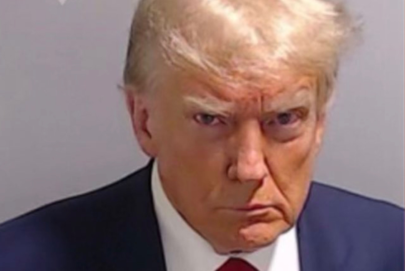 Twitter Reacts To Donald Trump's Mugshot Being Released