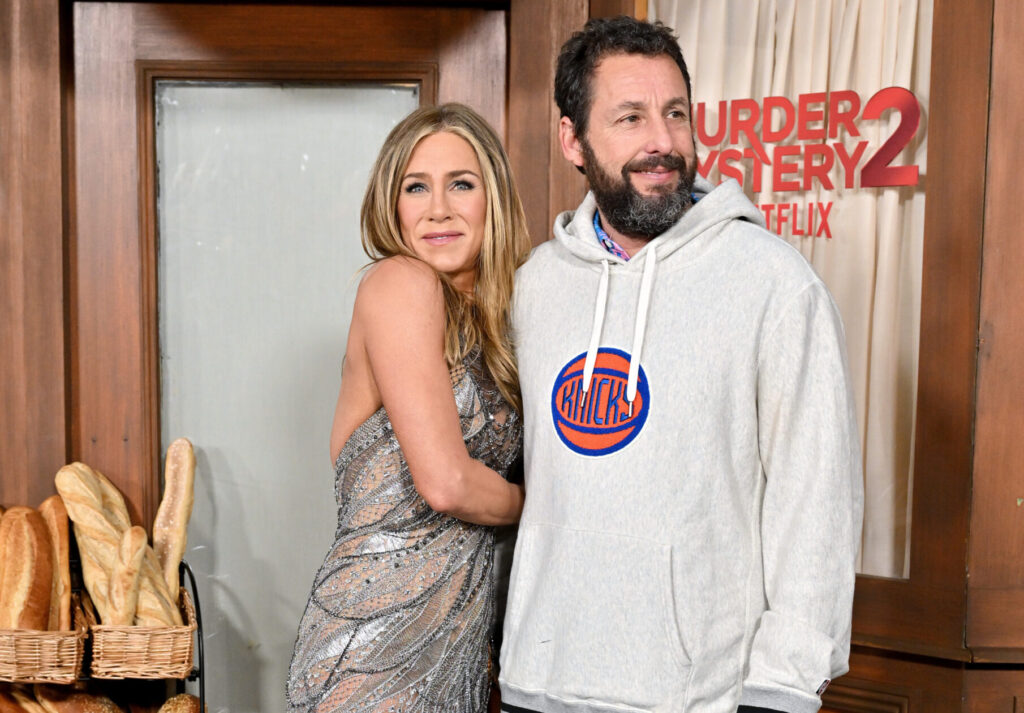 Jennifer Aniston and Adam Sandler