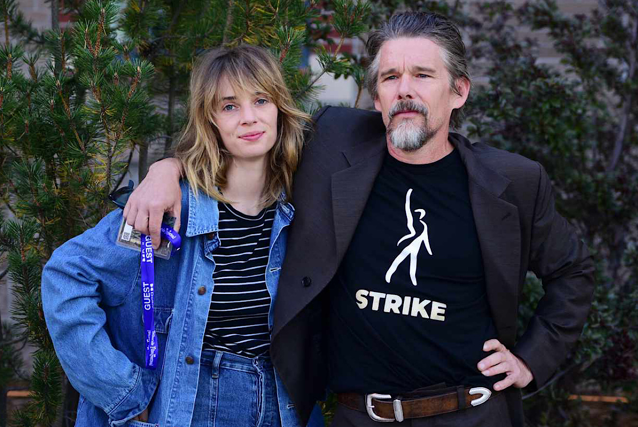 Ethan Hawke Talks Directing Daughter Maya Hawke Wildcat Sex Scenes - We Were So Comfortable With It, I Couldnt Care Less