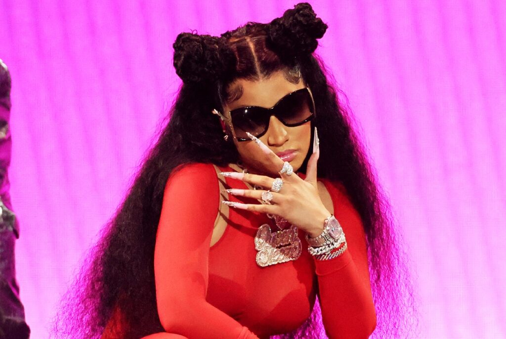 Nicki Minaj Hits The Stage At The 2023 MTV VMAs With Two Performances ...
