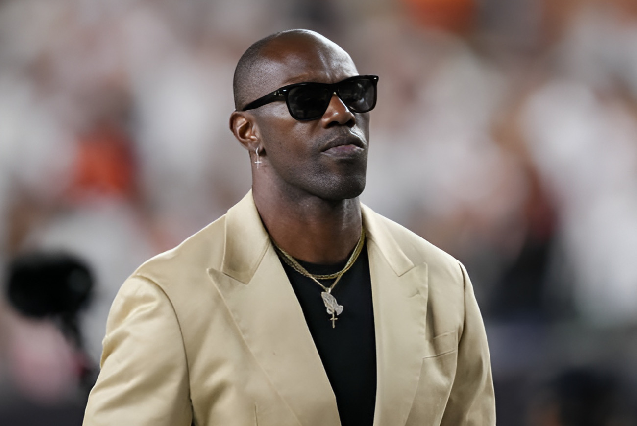 Former NFL Star Terrell Owens Hit By Vehicle After Argument Over Basketball Game