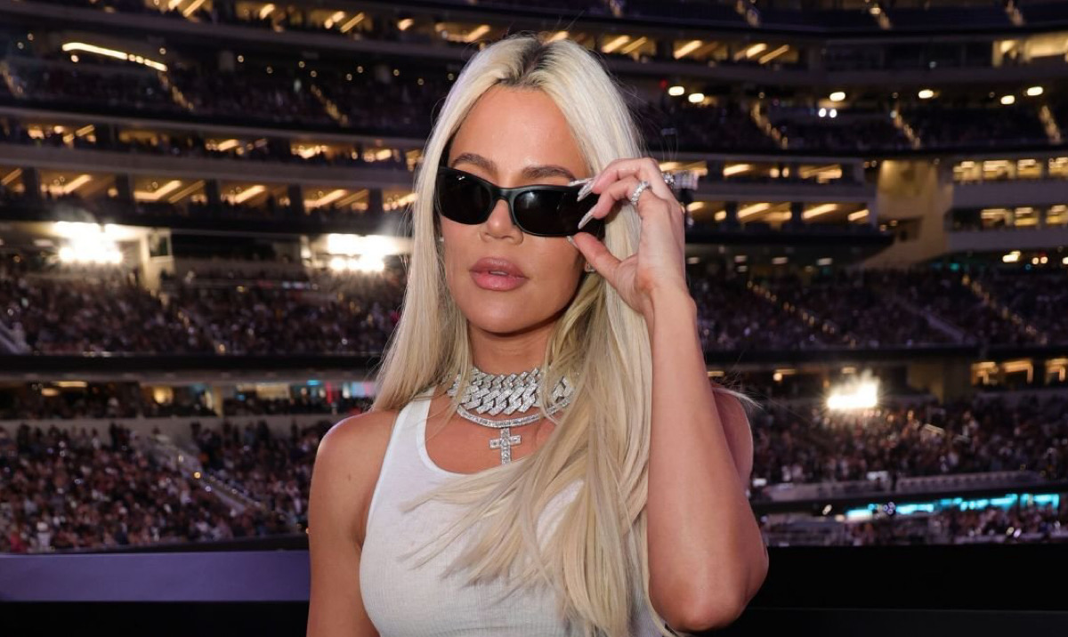 Khloé Kardashian Accused Of Blackfishing Over Bratz Costume