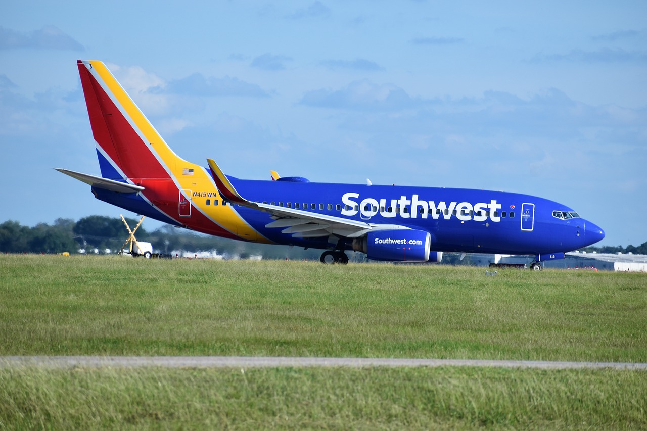 Passengers Panic On Southwest Flight To Atlanta After Man Jumps Out Of Emergency Exit And Attempts To Steal Truck