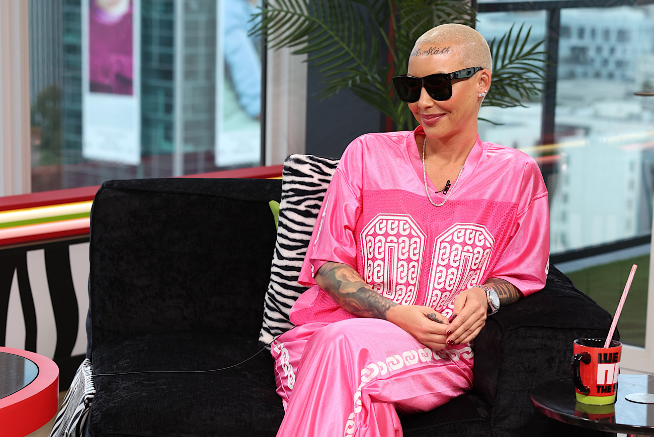 Amber Rose On 'The Jason Lee Show'