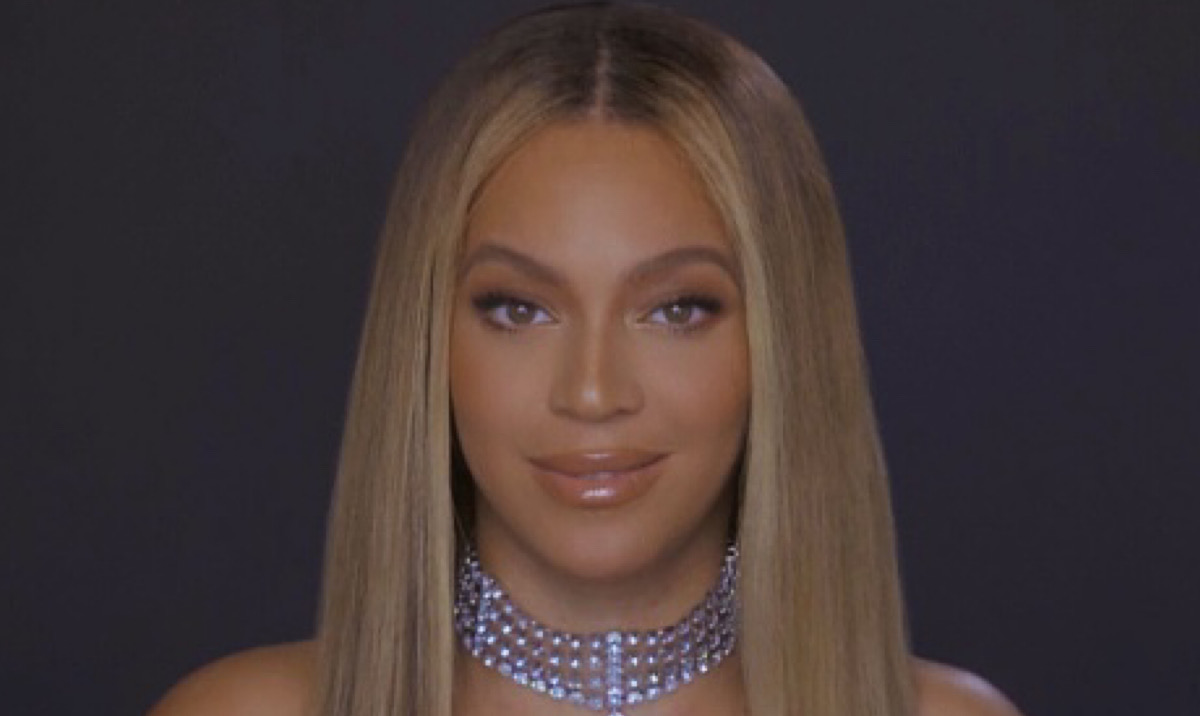 Fans Lose It While Meeting Beyonce At Her Meet & Greet In Japan