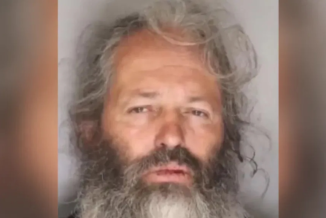 According to the Sacramento County Sheriff's Office, a grandfather was taken into custody on Sunday for reportedly paying a homeless woman $20 to look after his granddaughter while he went to a bar nearby.