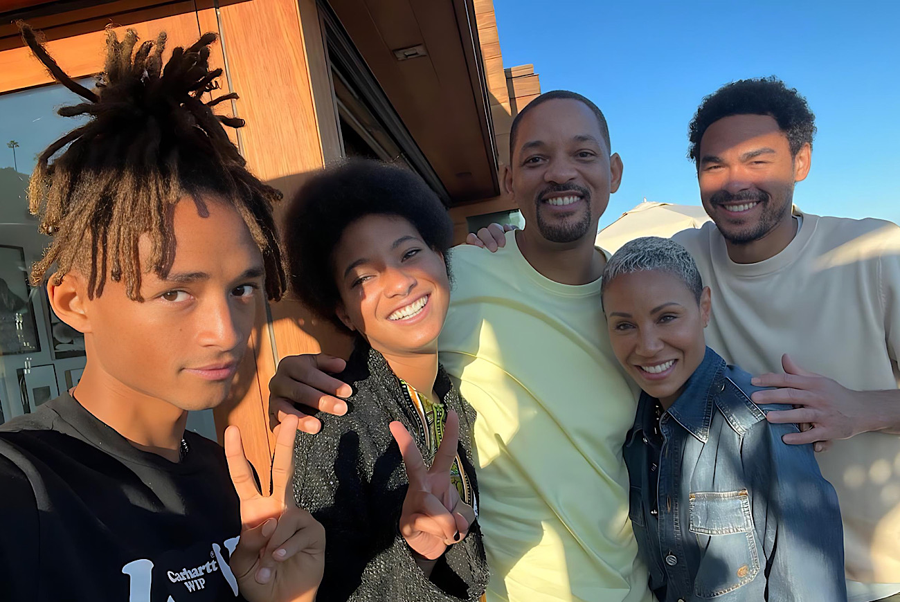 Willow Smith Defies 'Nepo Baby' Label, Admits Even If She Didn’t Have Celebrity Parents She Would Still Be ‘A Weirdo And A Crazy Thinker’