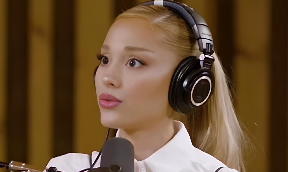 Oop: Ariana Grande Slammed by Jeffrey Dahmer Victim's Family: 'She's ...