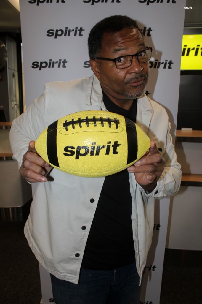 Spirit Airlines and NFL Team up