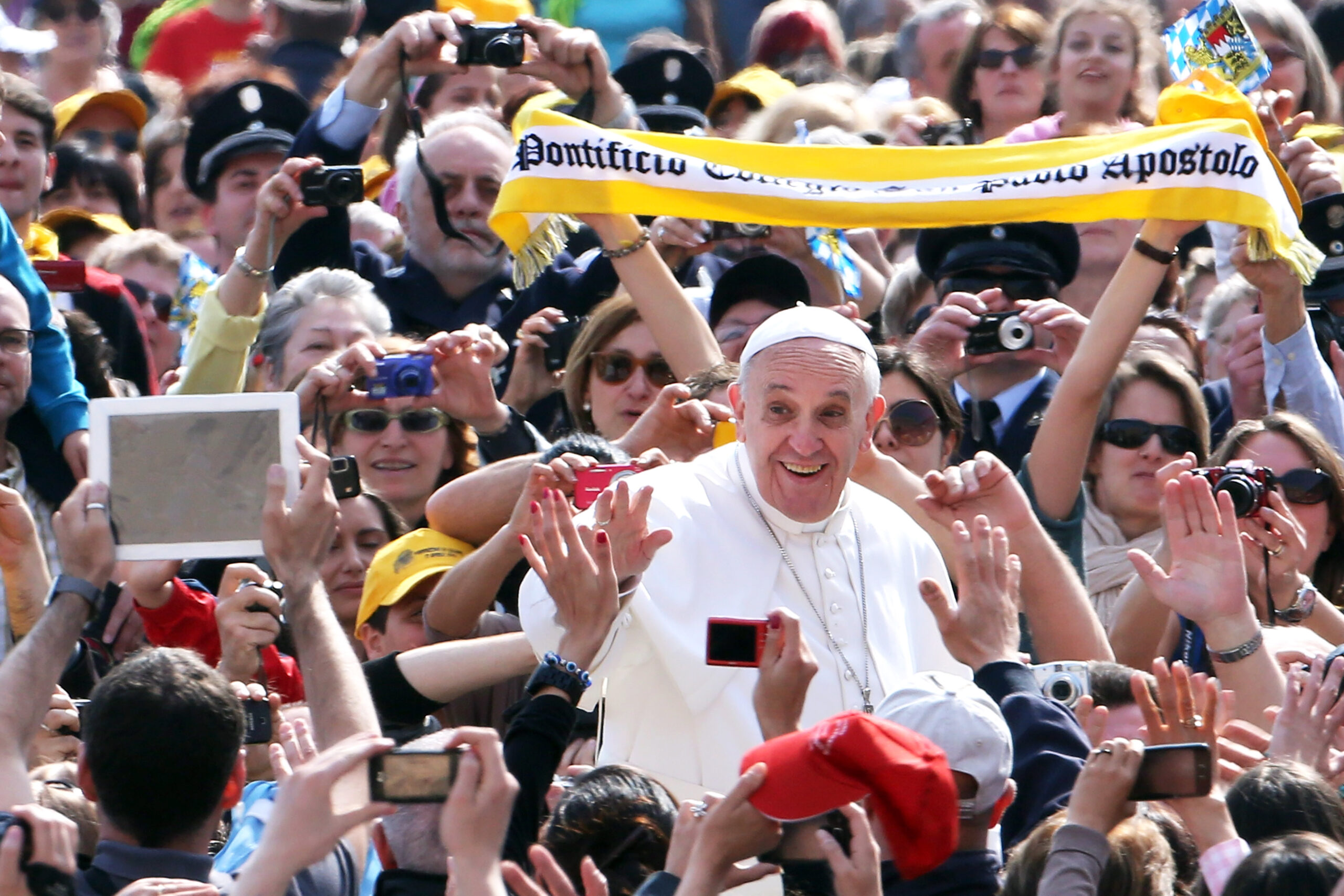 Pope Francis Dies at 88 After Battling Respitory Illness