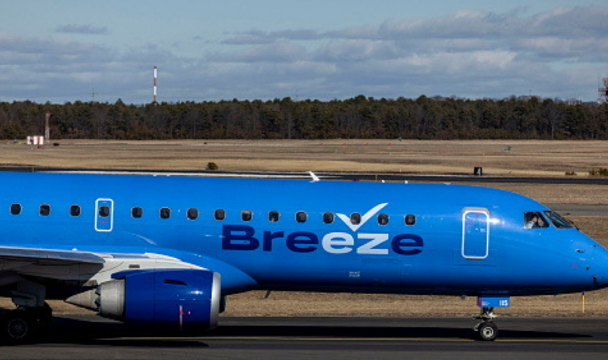 LA-bound plane diverted to Colorado after drunk passenger hurls racial slurs and threatens plane staff