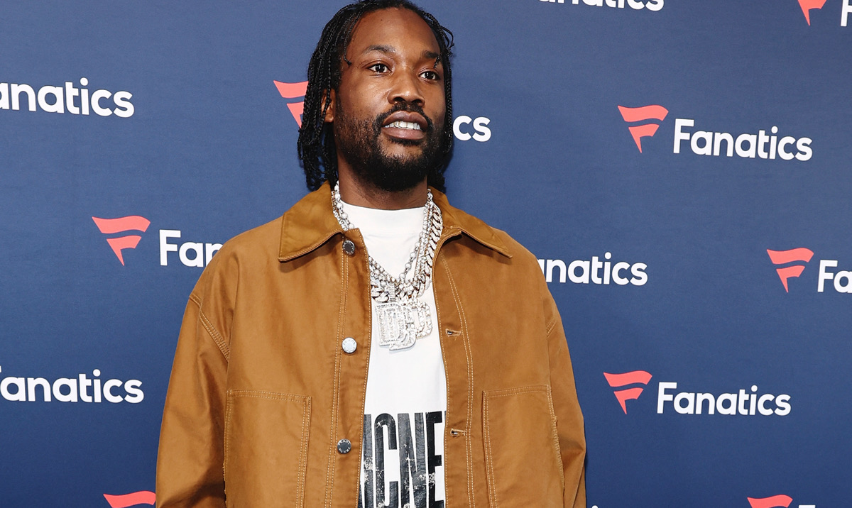 Meek Mill Speaks Out After Being Detained With Guns In His Face: “They Tryna Get Me”