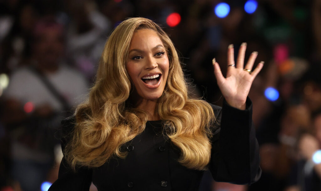 Beyonce Is Now Officially A Billionaire, According To Forbes!