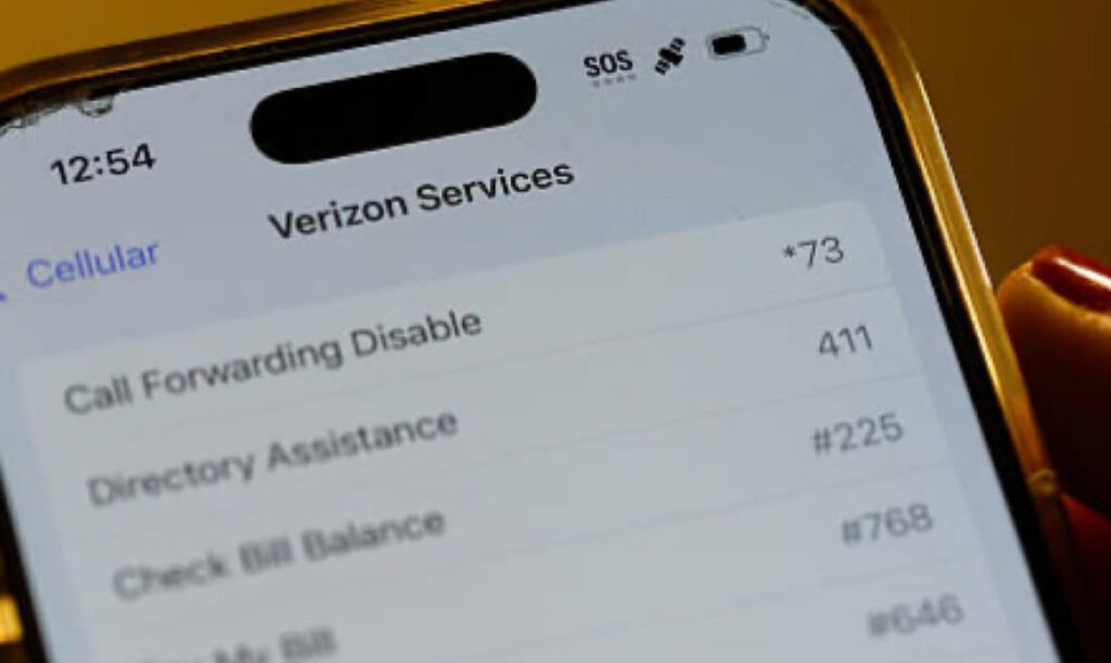 Verizon Customers Report Widespread Wireless Outage As Phones Show ‘SOS’