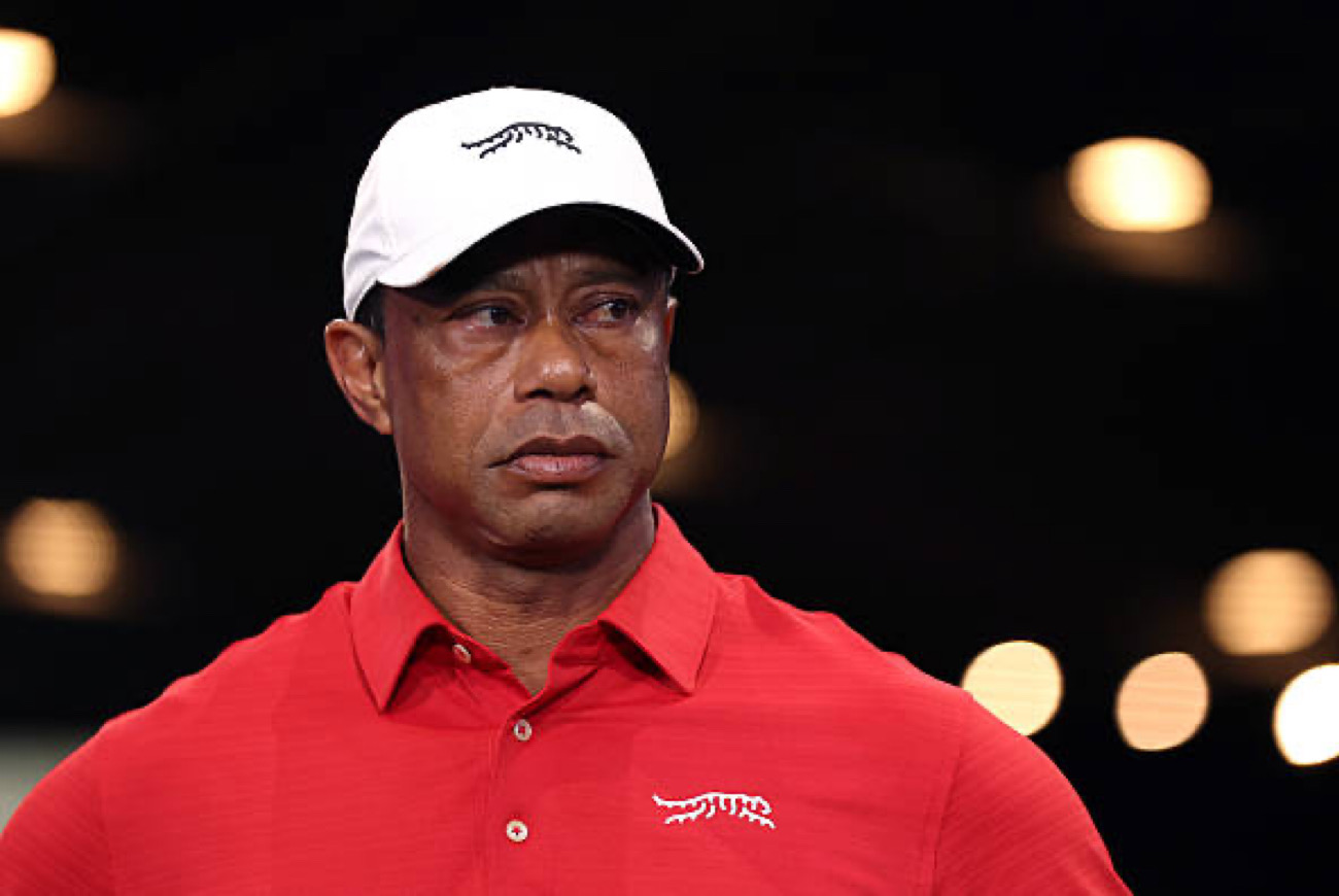 Tiger Woods Arrested And Charged With DUI After Being Involved In Rollover Crash • Hollywood Unlocked