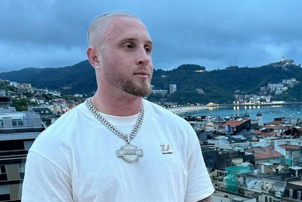 Tom Hanks’ Son Chet Hanks ’Literally Stuck’ In Medellín, Colombia And Can’t Back To U.S. After Traveling With Greek Passport: ‘They Said I Need A Green Card, I’m An American Citizen, Free Me’