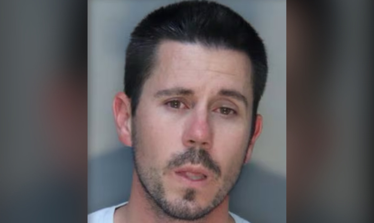 Just Nasty! Secret Service officer arrested for allegedly masturbating in front of hotel guests