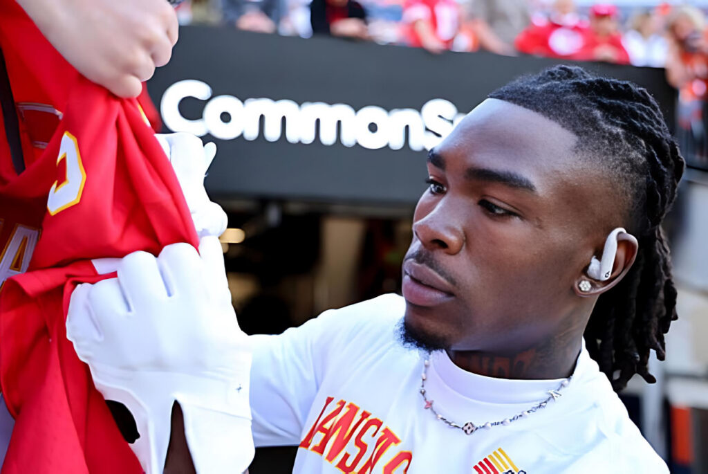 Kansas City Chiefs Wide Receiver Rashee Rice Runs From Reporters After Serving 30 day Sentence For Parole Violation
