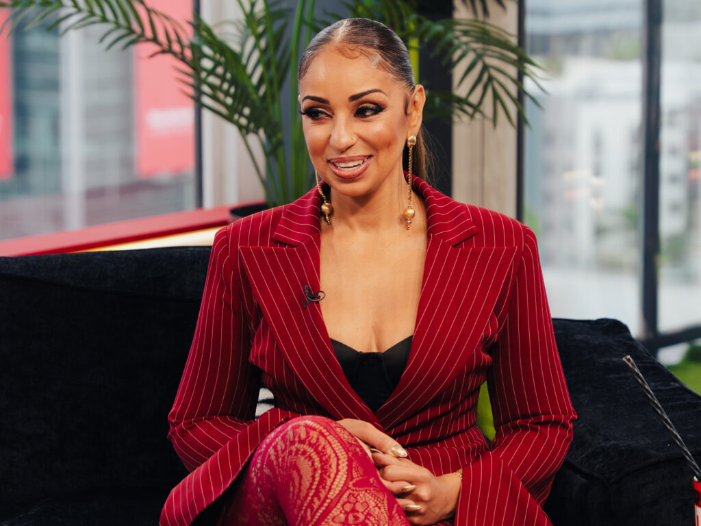 Mýa On 'The Jason Lee Show'