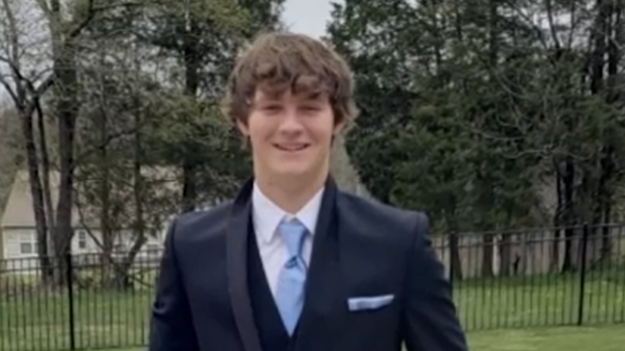 22-Year-Old Fatally Shot by Police After Allegedly Mistaking Stranger’s Home for Friend’s House, Family Says