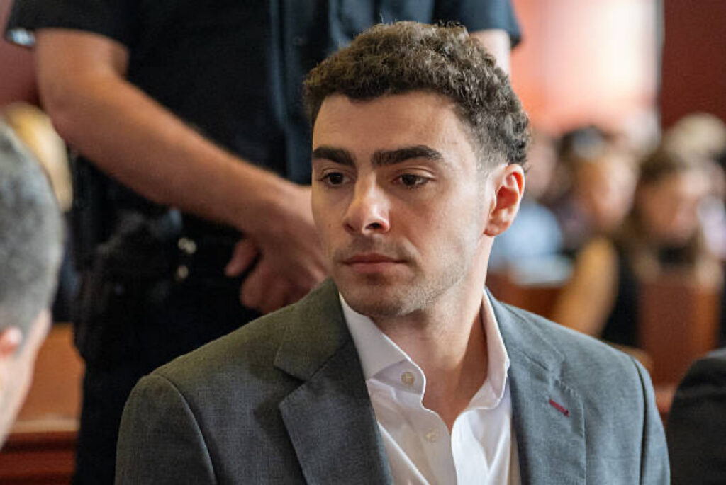 Luigi Mangione To Plead Guilty To Federal Charges In Assassination Of UnitedHealthcare CEO