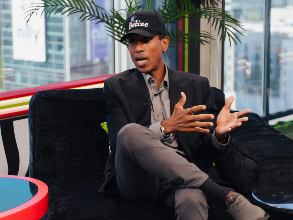 Shyne On 'The Jason Lee Show'