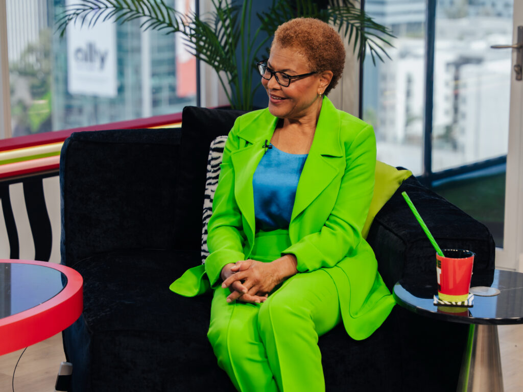 Karen Bass On 'The Jason Lee Show'