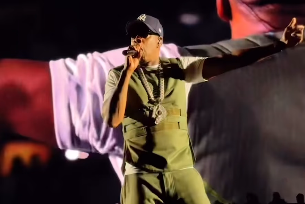 Ai Hacking Bot JAY-Z Tells Fans To ‘Question Everything’ As He Slams Artificial ...